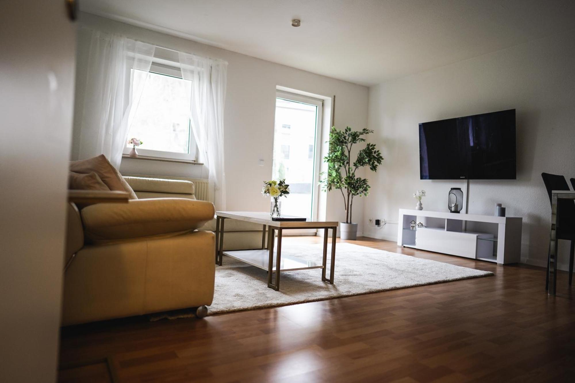 Moderne Ferienwohnung In Leimen Mit Balkon, Wehome Komfort Ngoại thất bức ảnh